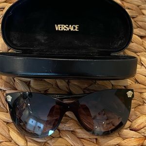 Versace Sunglasses with Versace Hard Case